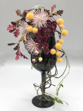 «Бургундия» композиция из искусственных цветов