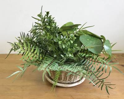 Композиция интерьерная из искусственных растений «Корзиночка с зеленью»