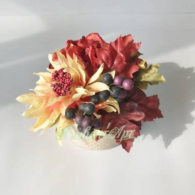Интерьерная композиция из искусственных цветов «Шафран»